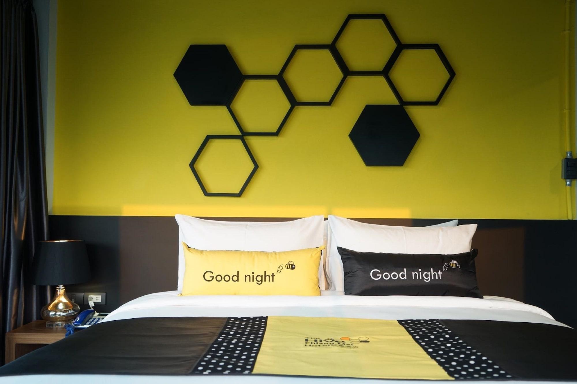 The Hive Chiang Mai Hotel Extérieur photo