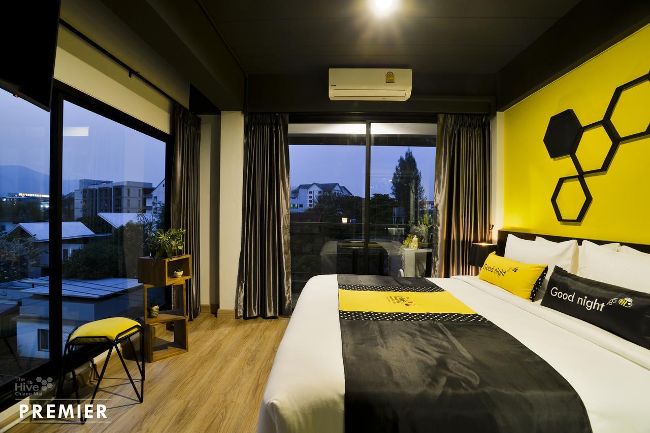 The Hive Chiang Mai Hotel Extérieur photo