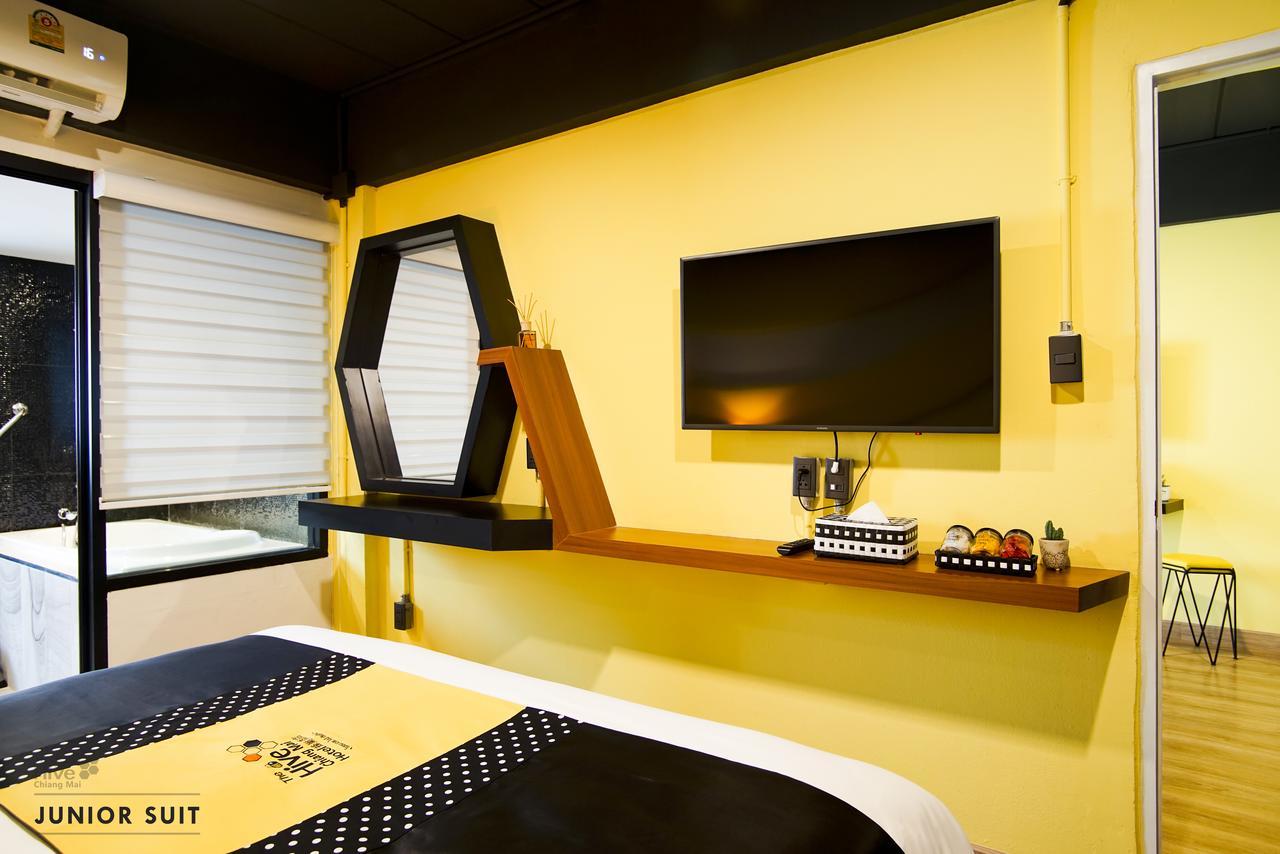 The Hive Chiang Mai Hotel Extérieur photo
