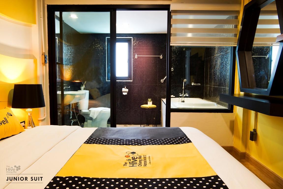 The Hive Chiang Mai Hotel Extérieur photo